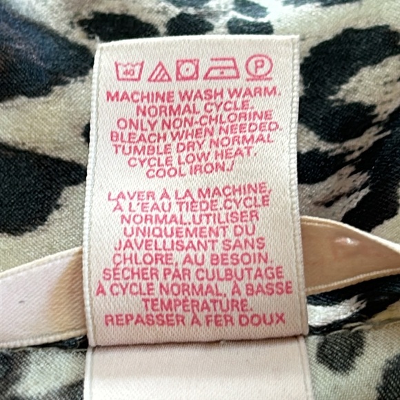 Victoria’s Secret gray/white cheetah print pajama top. Button front.Size Small. - Picture 5 of 14
